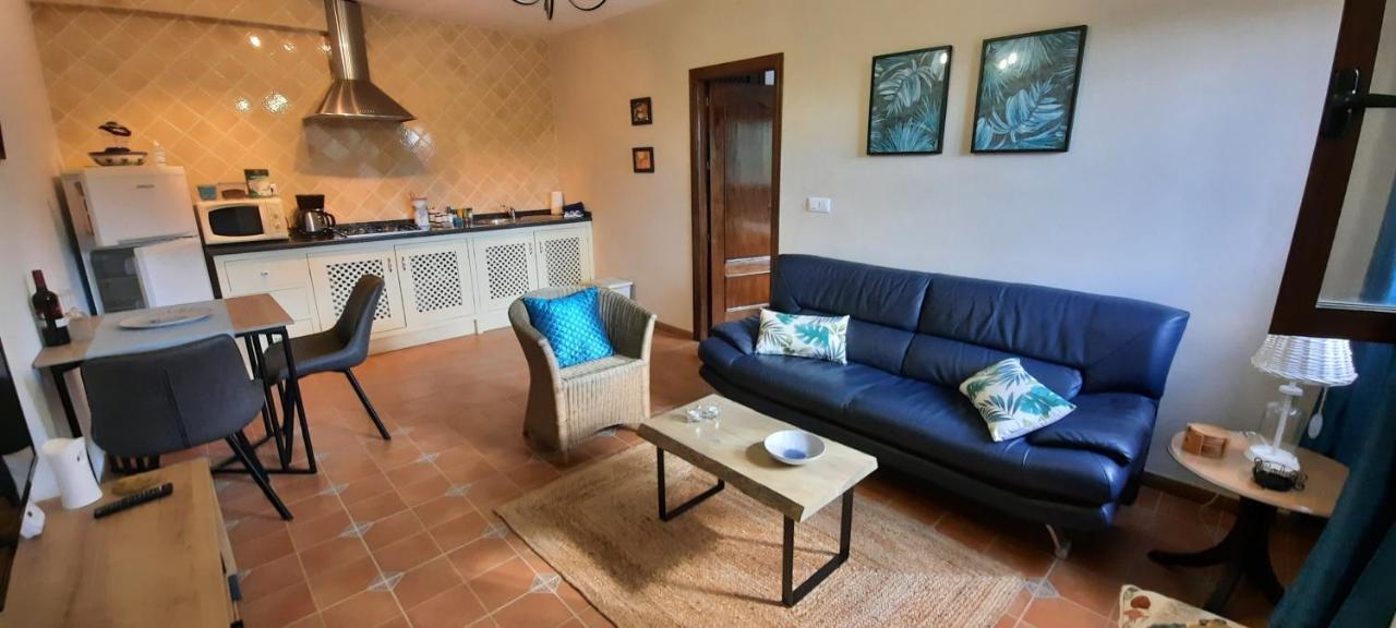 Hacienda La Buena Vida B&B En Appartementen Casita La Bruja Альгаринехо Экстерьер фото